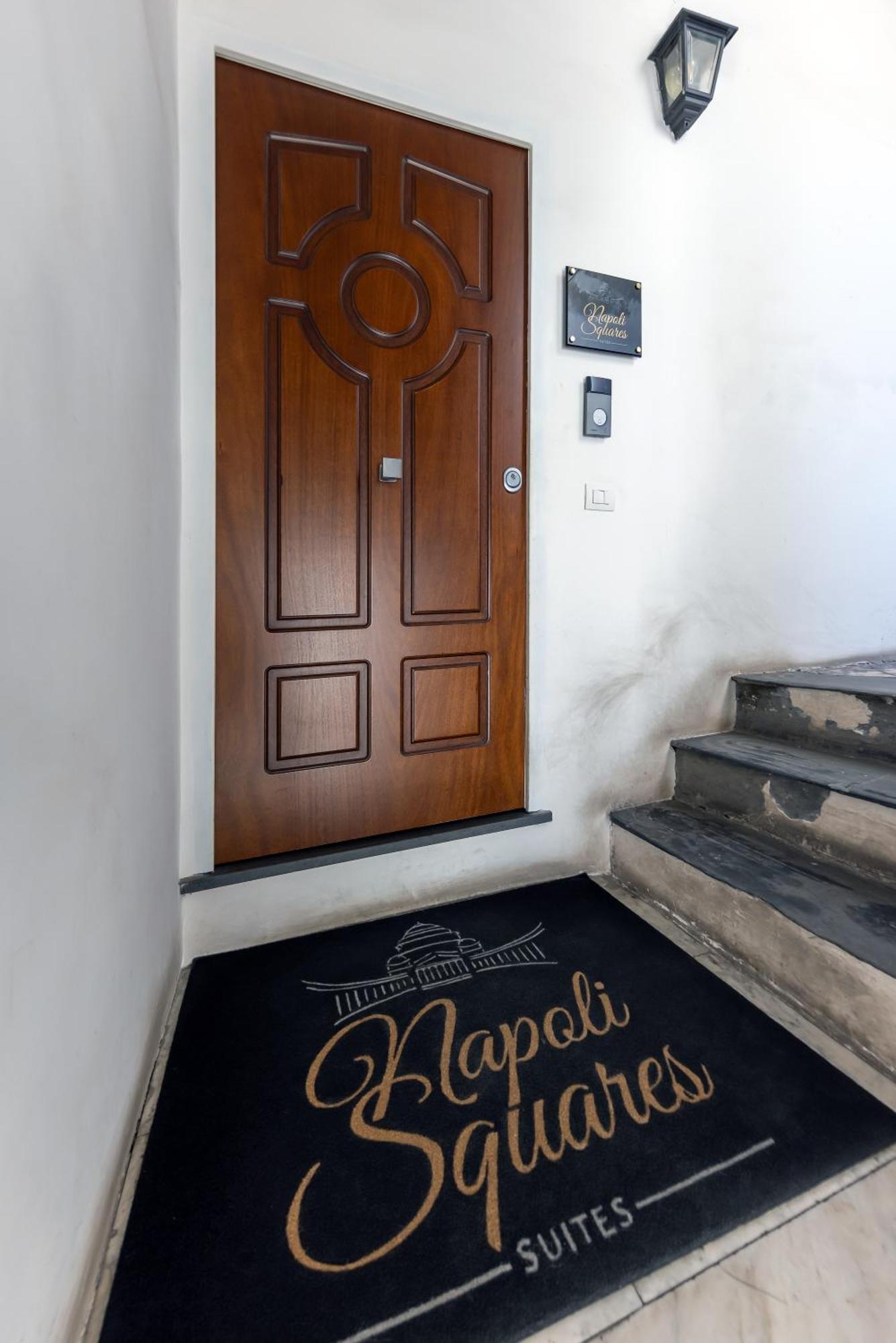 Napoli Squares Suites Exterior foto